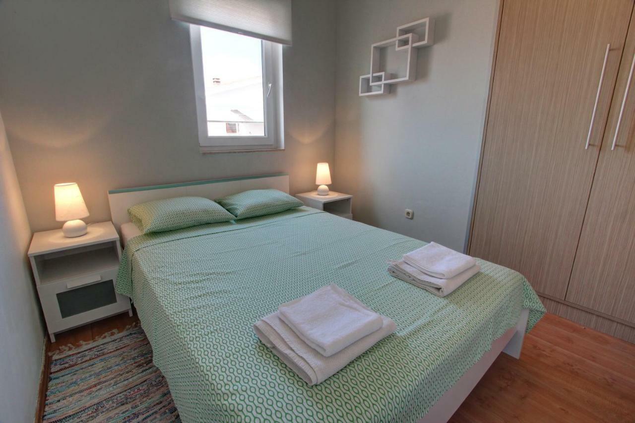 Apartman Pula Zewnętrze zdjęcie